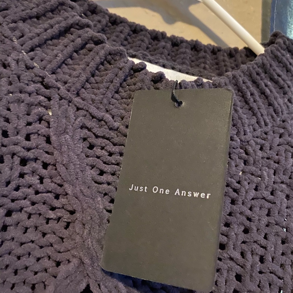 Sweater - Picture 2 of 3